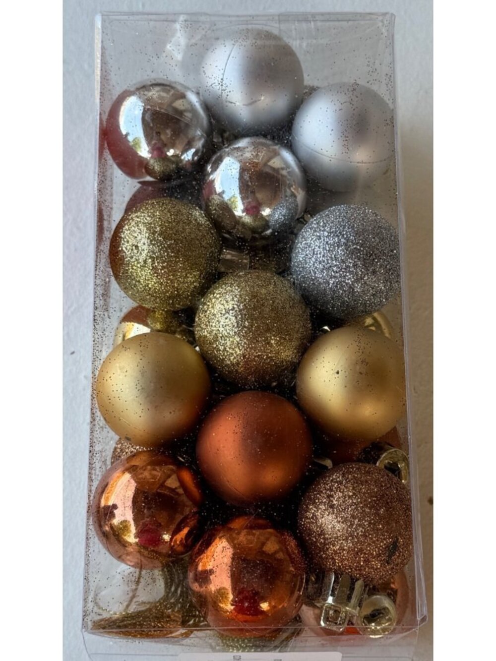 2017 Wondershop by Target 25-pc. Small Ball-Shaped Plastic Ornament Set (READ)